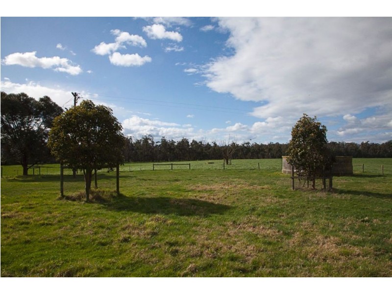 385 Edgar Road, Longwarry VIC 3816