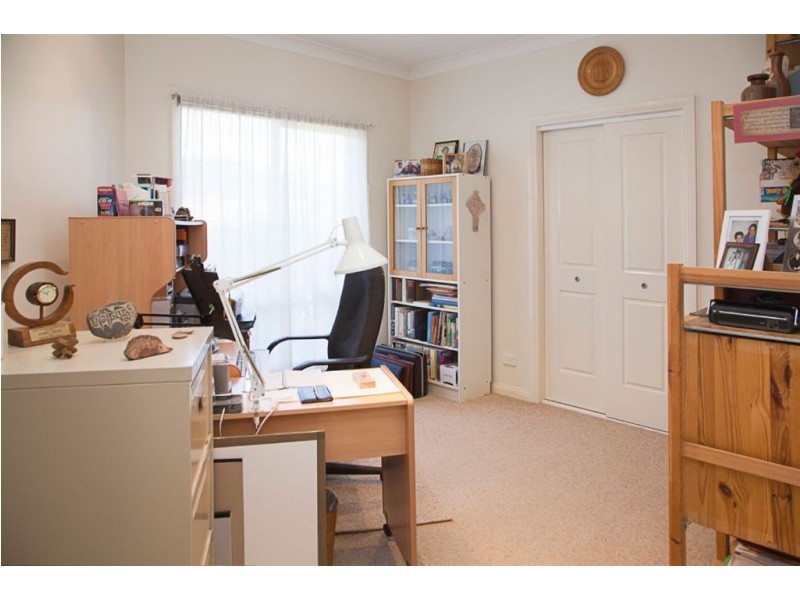 9 Hague Court, Drouin VIC 3818