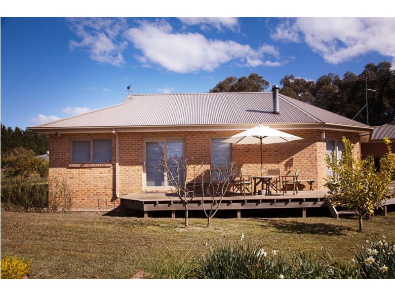 9 Hague Court, Drouin VIC 3818