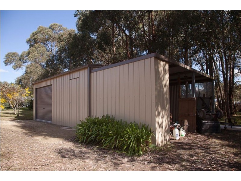 9 Hague Court, Drouin VIC 3818