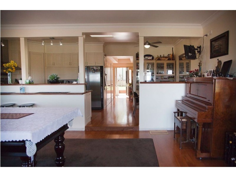 10 Mary Street, Bunyip VIC 3815