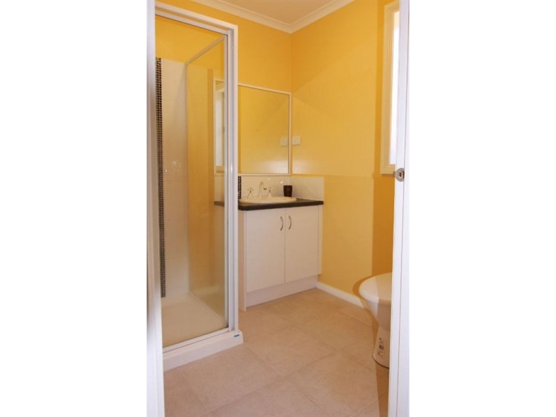 17 Holland Street, Drouin VIC 3818