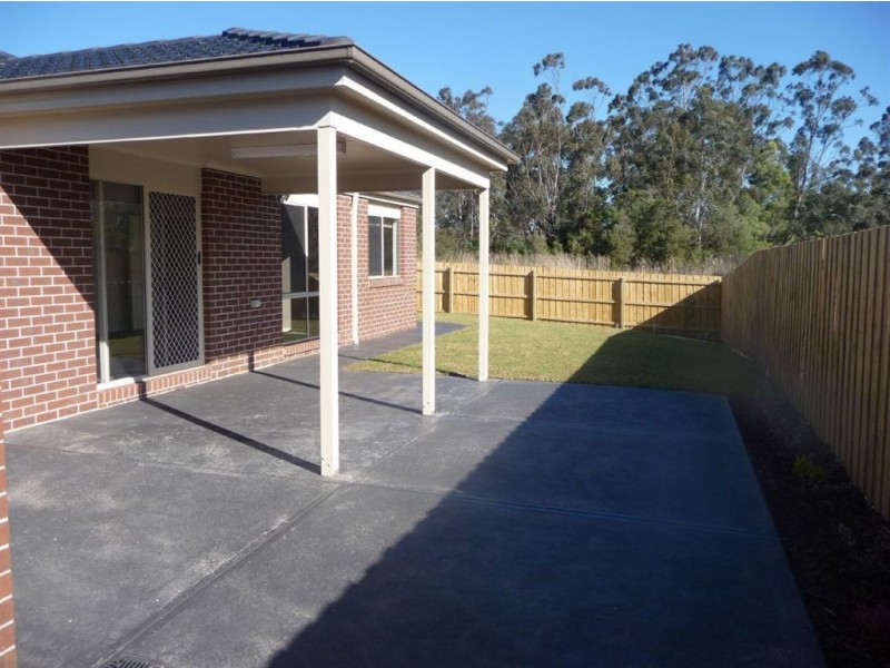 22 Holland Street, Drouin VIC 3818