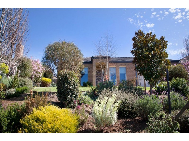 21 Carbine Court, Drouin VIC 3818