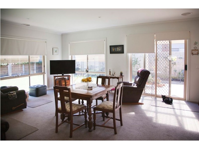 21 Carbine Court, Drouin VIC 3818