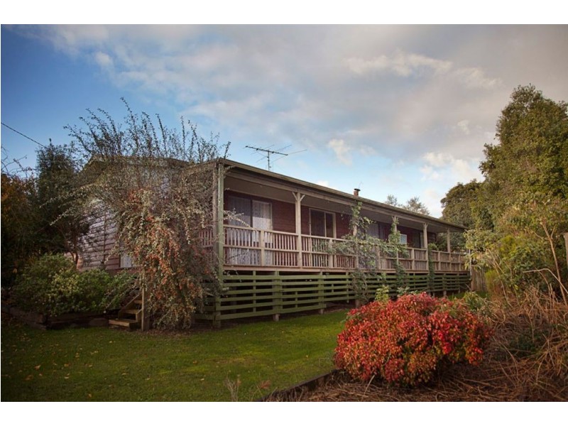 6 Boronia Street, Drouin VIC 3818