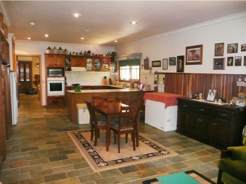 15 Sherwood Court, Drouin VIC 3818