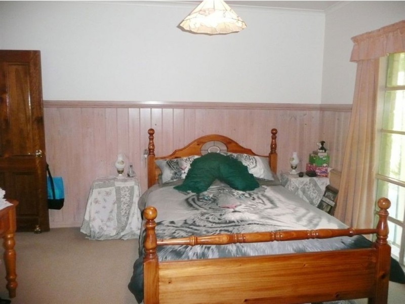 15 Sherwood Court, Drouin VIC 3818