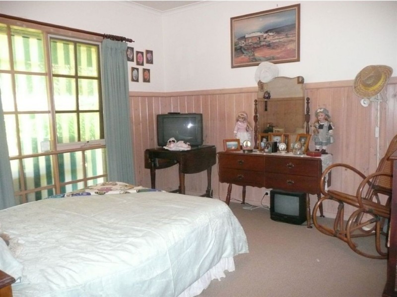 15 Sherwood Court, Drouin VIC 3818