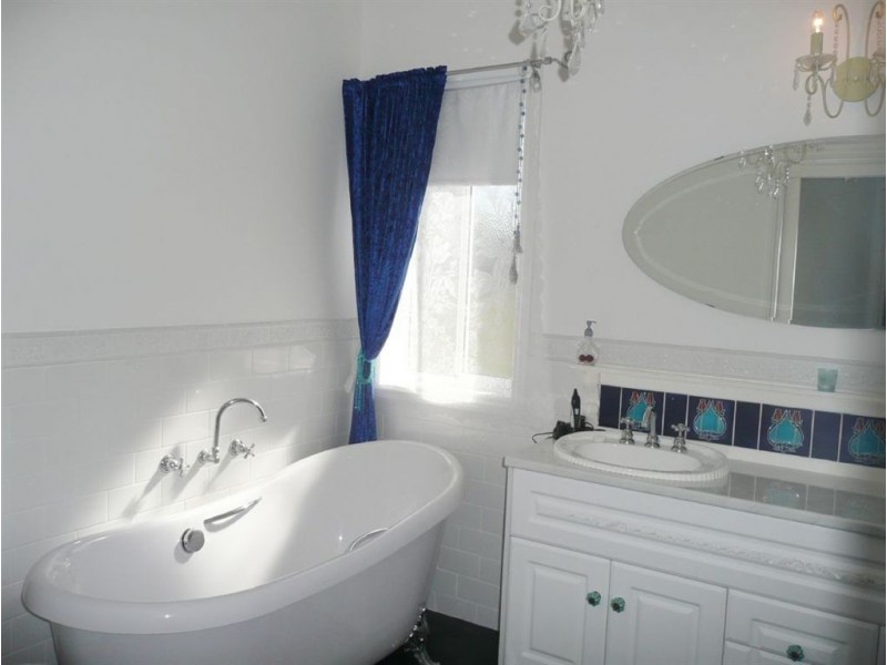 18 Toy Street, Longwarry VIC 3816