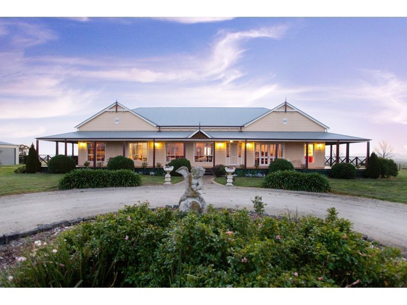 57 Lederman Road, Drouin West VIC 3818