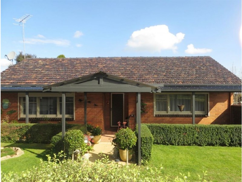 74 Church Street, Drouin VIC 3818