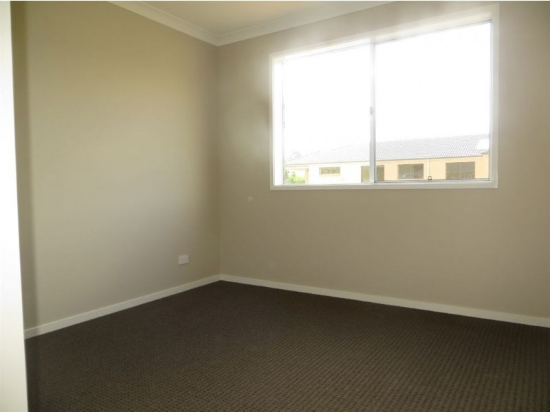 34 Jamescott Drive, Drouin VIC 3818