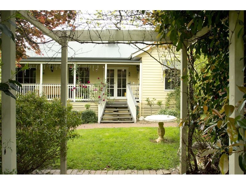 5 Marion Place, Drouin VIC 3818