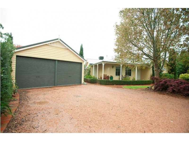 5 Marion Place, Drouin VIC 3818