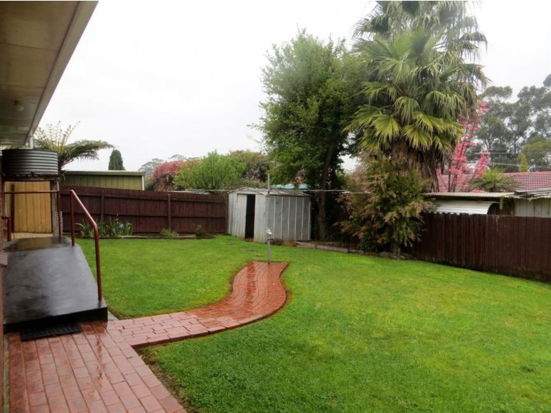 12 Lindsay Street, Drouin VIC 3818