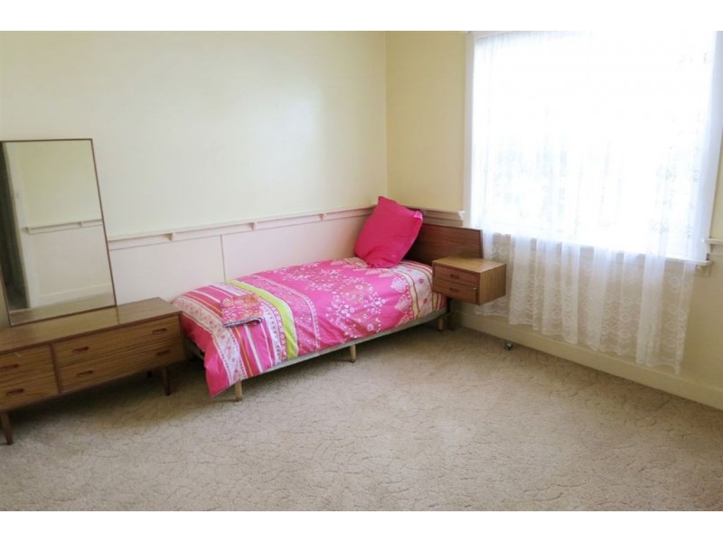 4 Garfield Road, Garfield VIC 3814