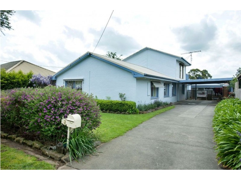 3 Fairchild Street, Drouin VIC 3818