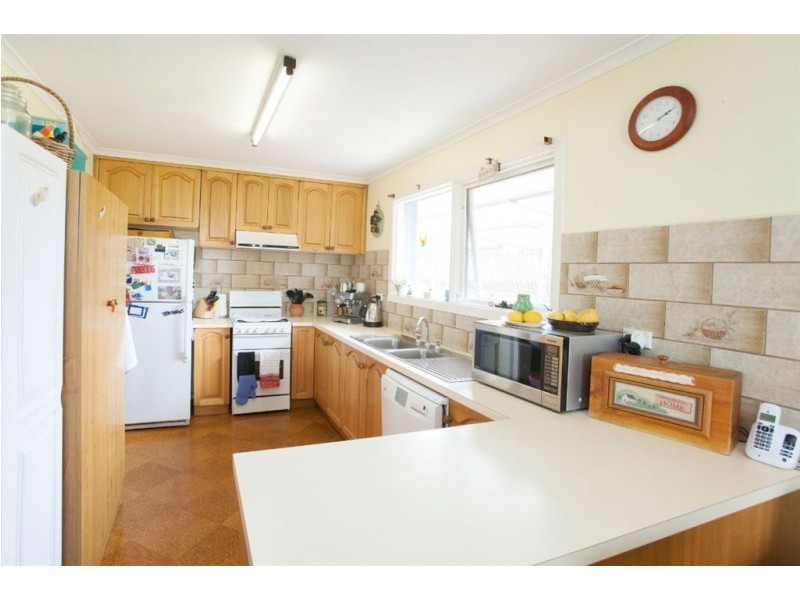 3 Fairchild Street, Drouin VIC 3818