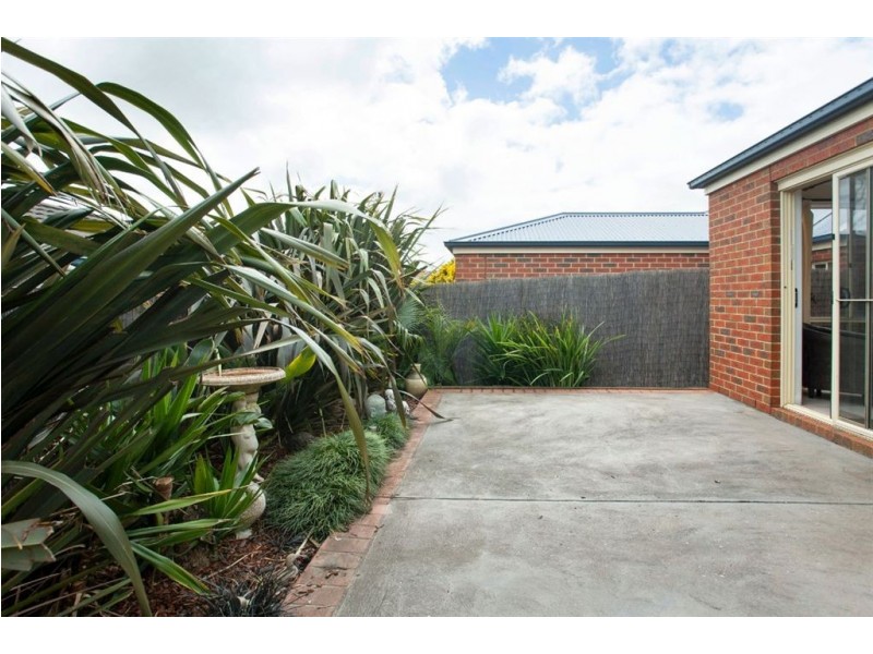46 Cook Street, Drouin VIC 3818