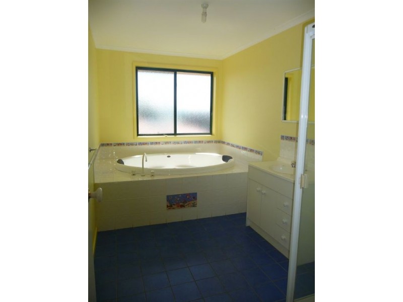 7 Dallas Court, Warragul VIC 3820