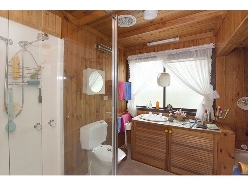 1540 Westernport Road, Heath Hill VIC 3981