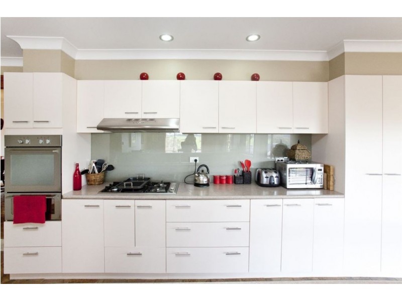 46 Outlook Drive, Drouin VIC 3818