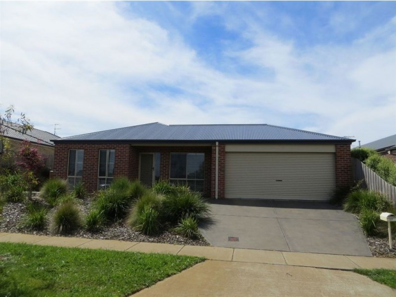 107 McNeilly Road, Drouin VIC 3818