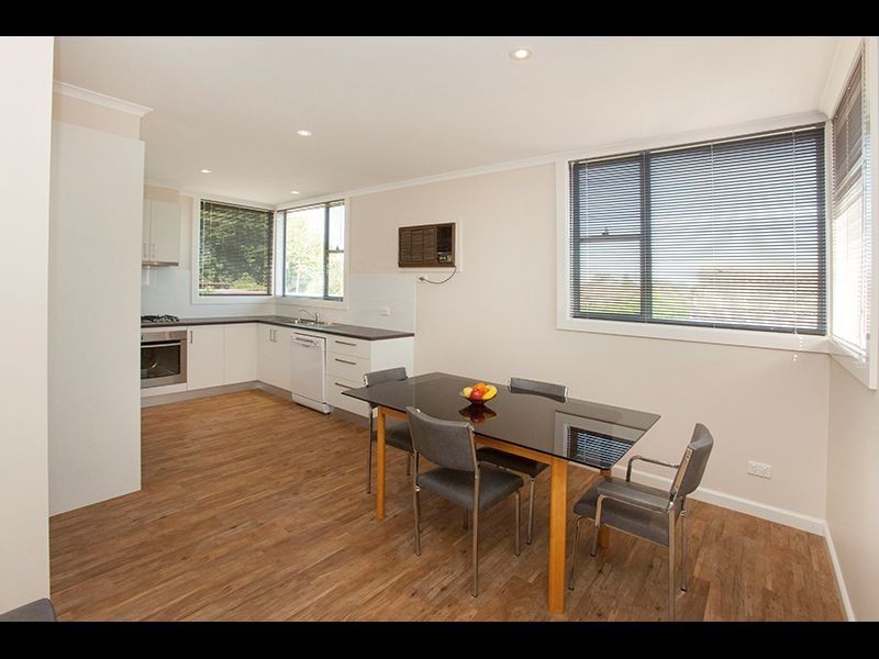 16 Sinclair Street, Drouin VIC 3818