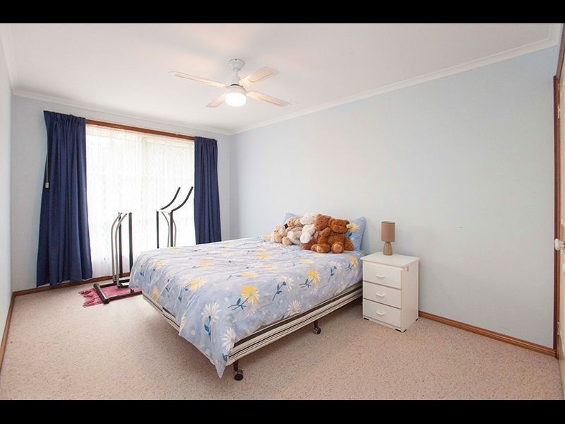 1 Quentin Court, Drouin VIC 3818