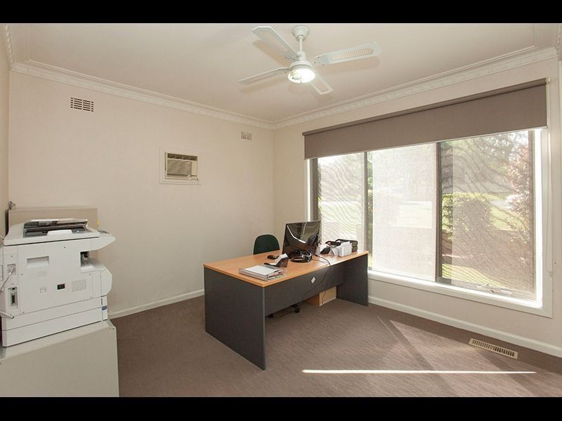 16 Sinclair Street, Drouin VIC 3818