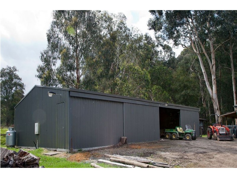 224 Bridal Road, Tonimbuk VIC 3815
