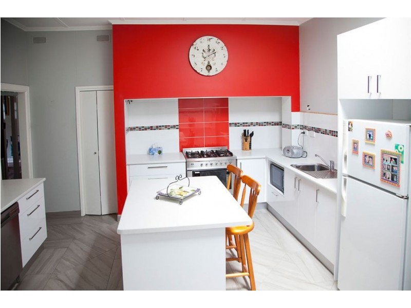 26 Main Street, Bunyip VIC 3815