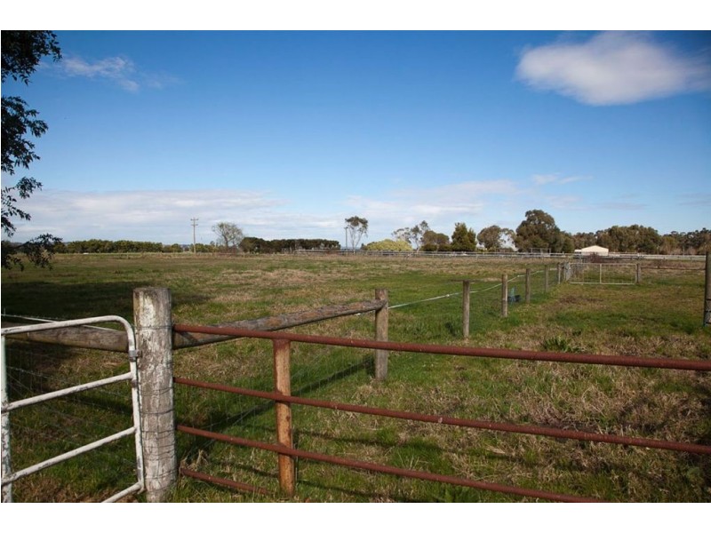 116 Koo Wee Rup  – Longwarry Road, Longwarry VIC 3816