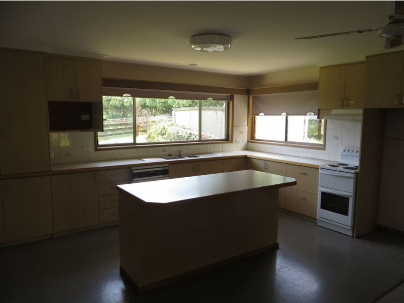 195 Torwood Road, Hallora VIC 3818