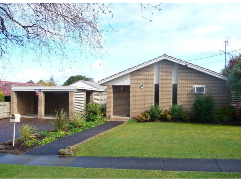 7 Moe Street, Drouin VIC 3818