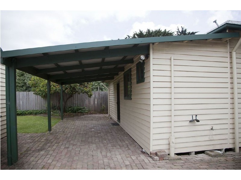 1/30 Grant Street, Drouin VIC 3818
