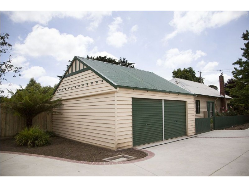 1/30 Grant Street, Drouin VIC 3818