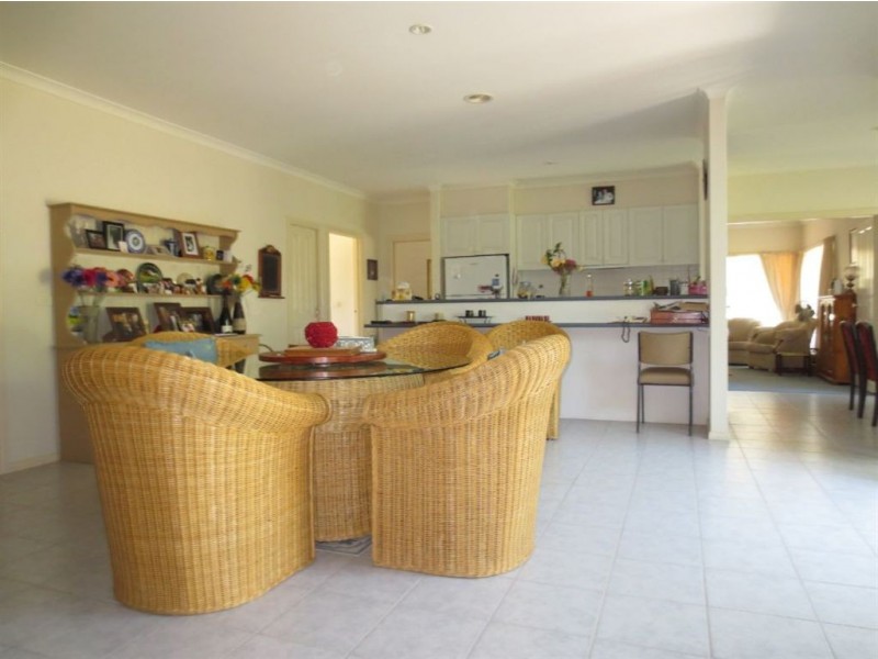 1/15 Fairway Drive, Drouin VIC 3818