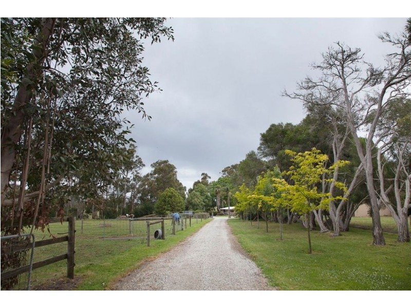 405 Old Drouin Road, Drouin VIC 3818