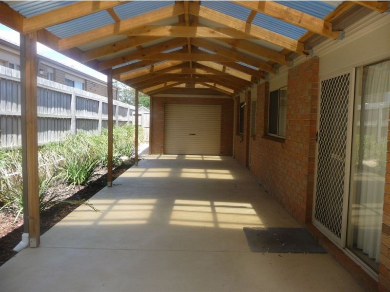 20 Palm Square, Drouin VIC 3818