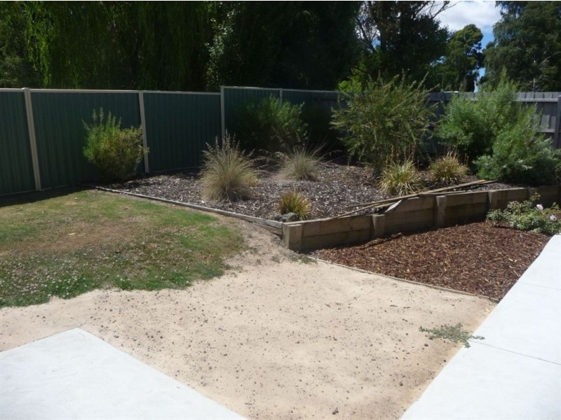 20 Palm Square, Drouin VIC 3818