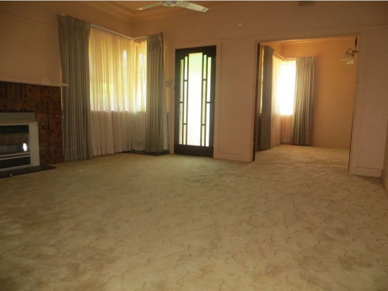 4 Garfield Road, Garfield VIC 3814