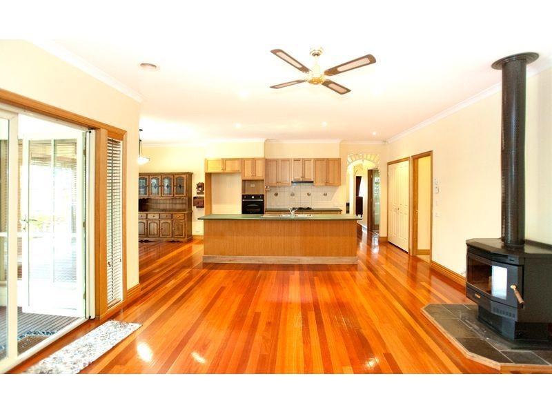 22 Nottingham Court, Drouin VIC 3818