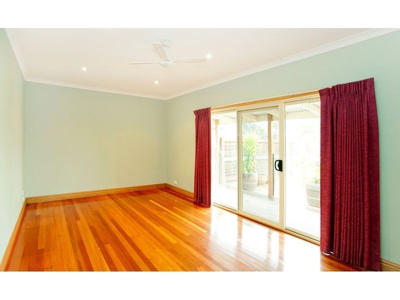 22 Nottingham Court, Drouin VIC 3818