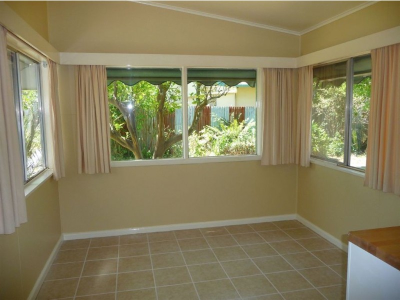 4 Hopetoun Road, Drouin VIC 3818