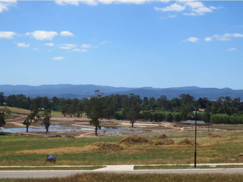 Lot 113 Empire Avenue, Drouin VIC 3818