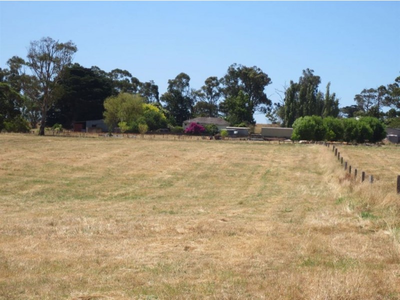 306 Old Drouin Road, Longwarry VIC 3816