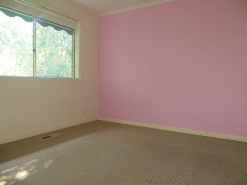 3 Wallace Crescent, Drouin VIC 3818