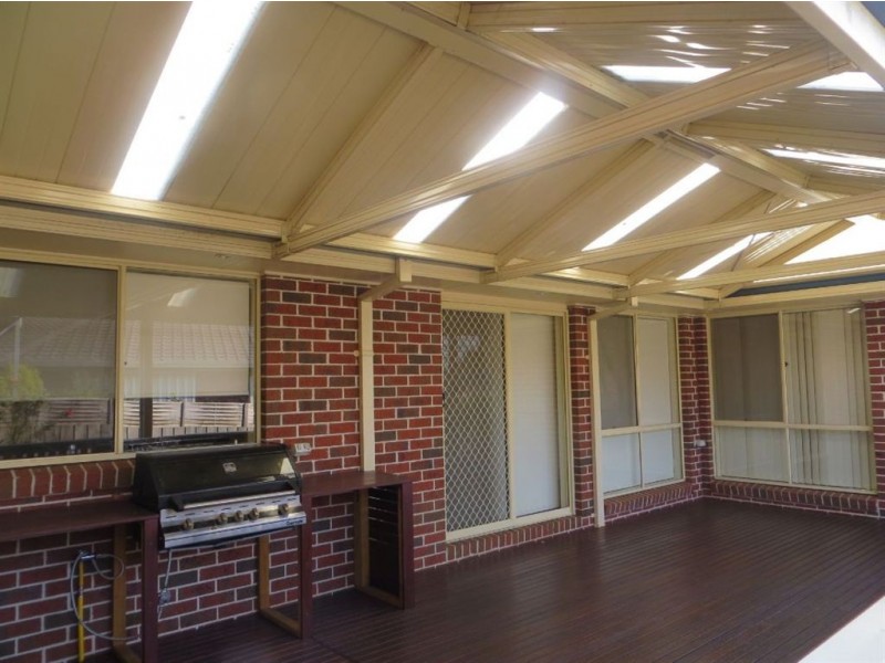 3 Wallace Crescent, Drouin VIC 3818